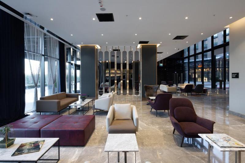 Отель Doubletree By Hilton Коджаэли Экстерьер фото